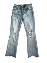 Daze Denim women’s distressed flare crop jeans 25