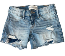 Abercrombie Kids girls light wash distressed mid rise midi jean shorts 5/6