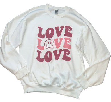 Women’s custom Gildan LOVE smile pullover sweatshirt M
