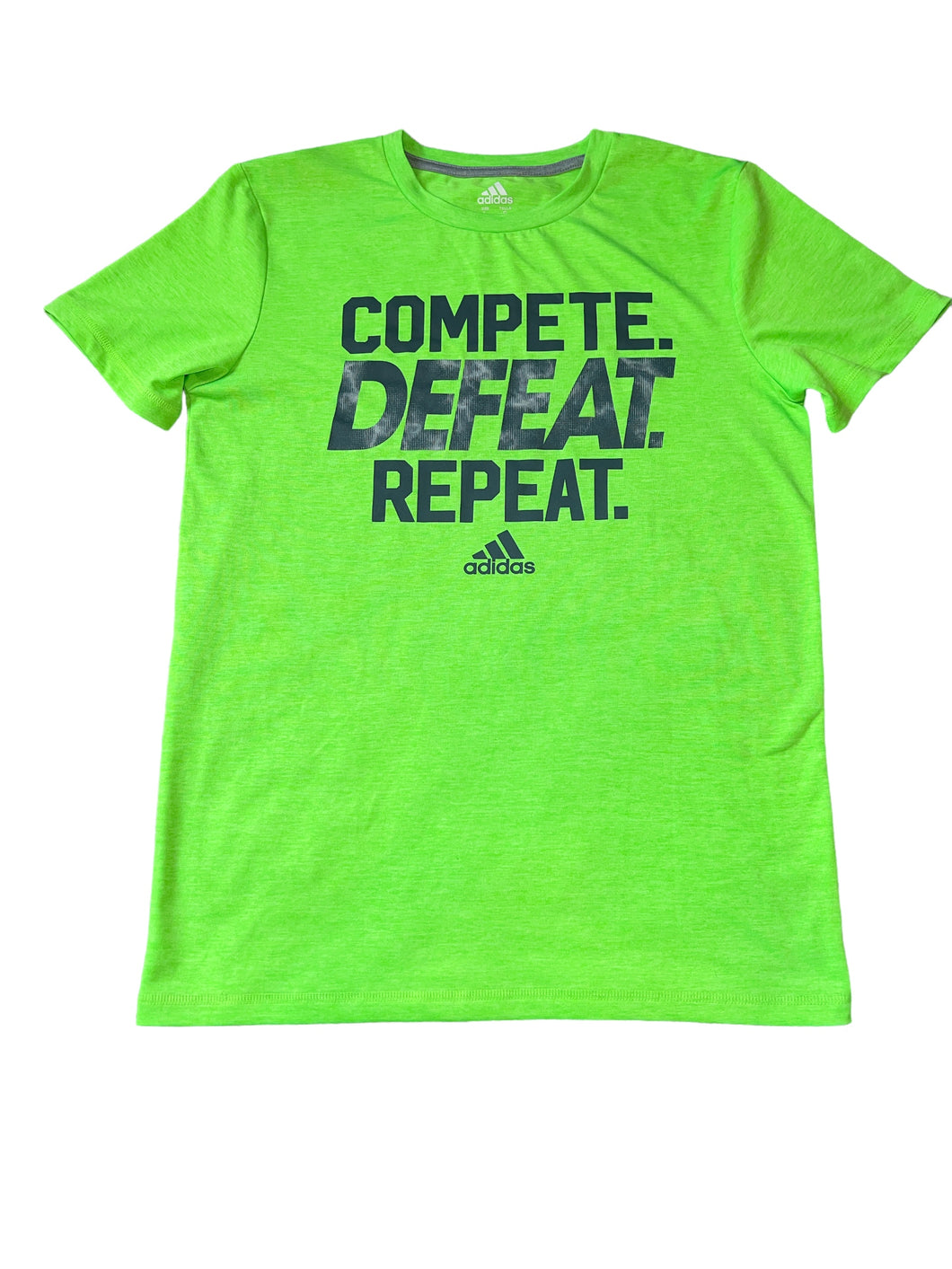Adidas boys Complete Defeat Repeat activewear tee L(14-16)