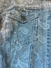 Beyond The Sea Collective women’s paisley embroidered denim jacket S