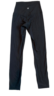 Lululemon women’s mid rise black leggings size 2