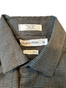 Calvin Klein boys soft woven slim fit button down shirt 14