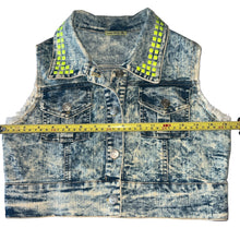 Little Mass girls cropped acid wash neon studded jean vest M(missing size read measurements)