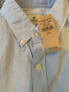 American Eagle Men’s Seriously Soft Classic Fit button down dress shirt S NEW