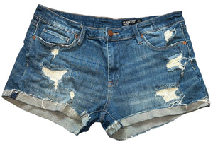Blank NYC women’s The Fulton roll up distressed shorts 31