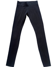 Hue women’s wide waist band black leggings XS