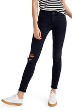 Madewell women’s 9” hi rise skinny distressed jeans in washed black 25