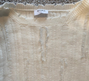 Storia women’s ivory distressed sweater S