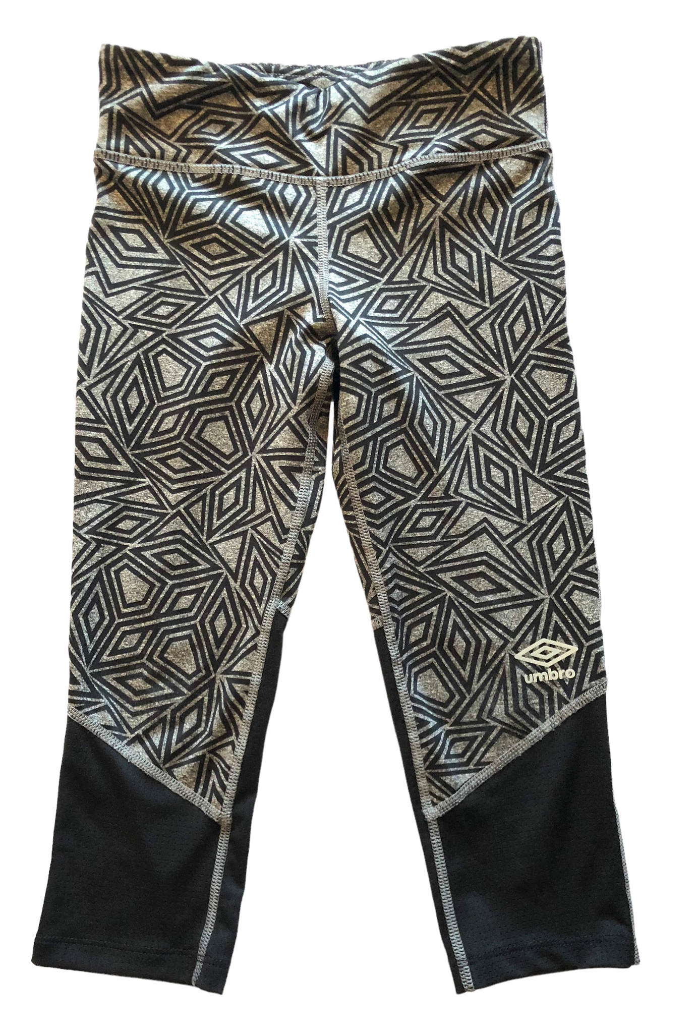 Umbro girls cropped geometric pattern active leggings M (7/8) – Makenna's  Threads