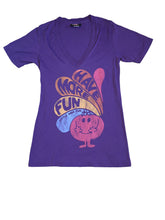 Junk Food women’s Little Miss Fun graphic v-neck tee L
