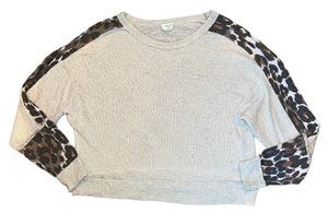 By Together women’s animal print panel body sweater M