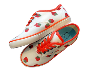 SeaVees girls Legend Strawberry Sneakers 11 NEW