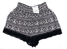 Derek Heart girls boho print crochet shorts (10-12) NWT